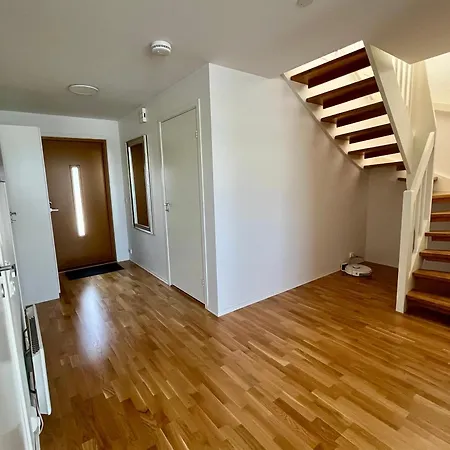 Modern 3-bedroom House With Sea-view *