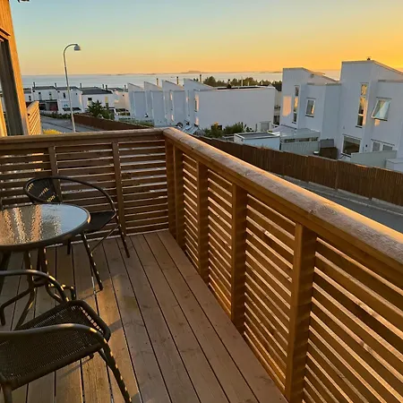 Modern 3-bedroom House With Sea-view 別荘